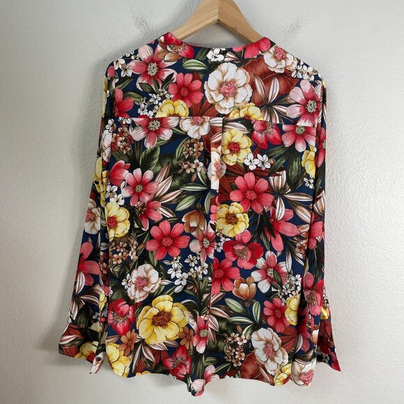 Express Womens Large Floral V Neck Blouse Roll Tab Sleeve Collarless Shirt - Picture 7 of 8